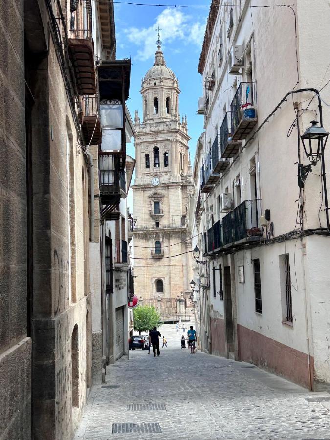 Apartamentos La Catedral De Jaén Exterior foto